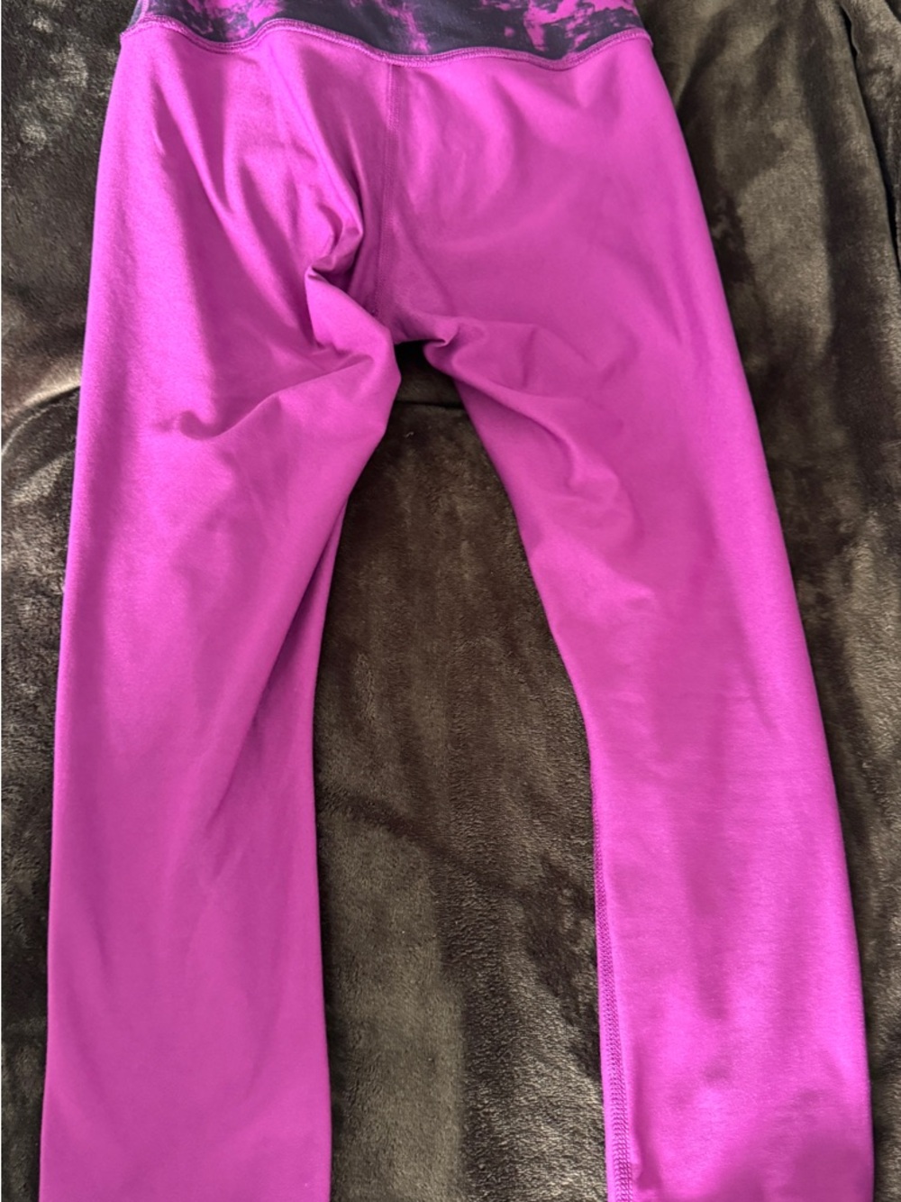 lululemon athletica Purple and Magenta Cloud-Print Leggings - Picture 4 of 6